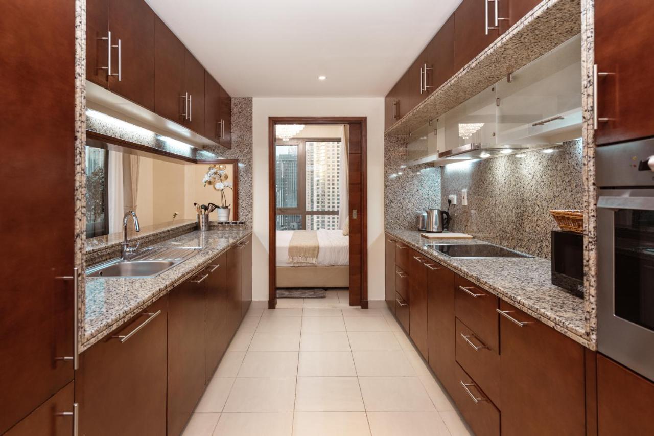Elite Royal Apartment - Panoramic Full Burj Khalifa, Fountain & Skyline View - Baron Dubai Exterior photo